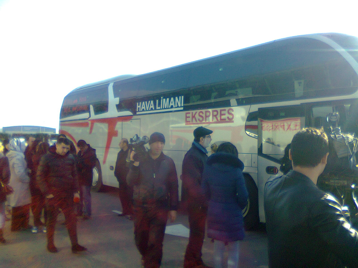 Bakıda yeni alman avtobusları istifadəyə verildi (FOTO)