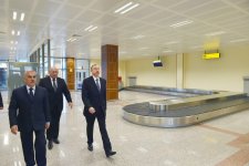Ильхам Алиев ознакомился с реконструированным терминалом Нахчыванского международного аэропорта  (ФОТО) - Gallery Thumbnail