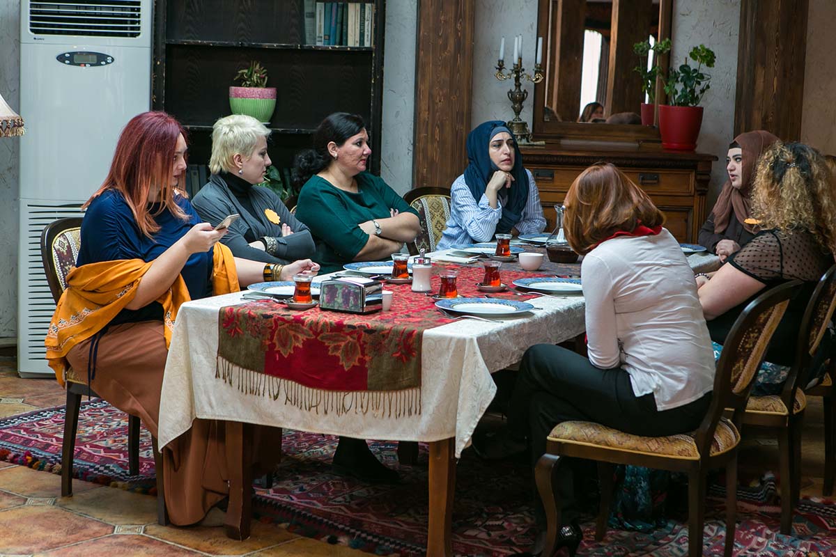 Арт-терапия для молодых азербайджанских мам (ФОТО) - Gallery Image