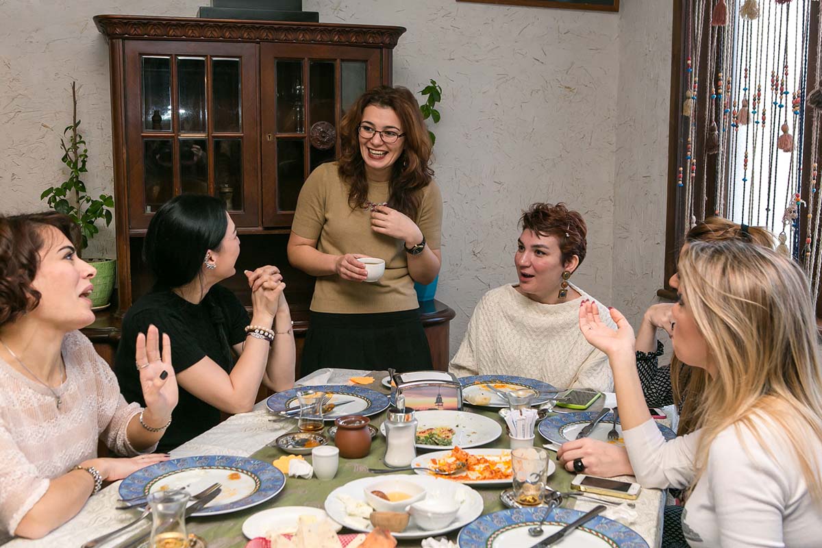 Арт-терапия для молодых азербайджанских мам (ФОТО)