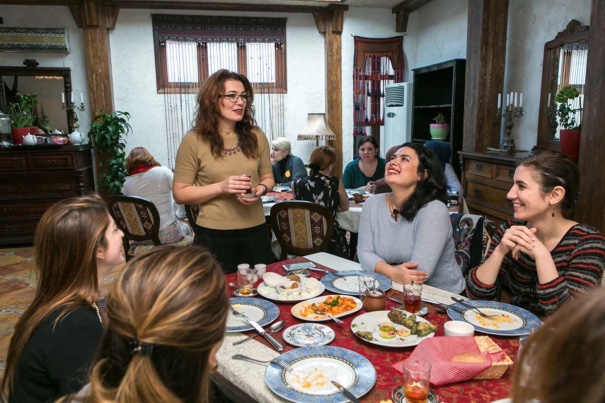 Арт-терапия для молодых азербайджанских мам (ФОТО) - Gallery Image