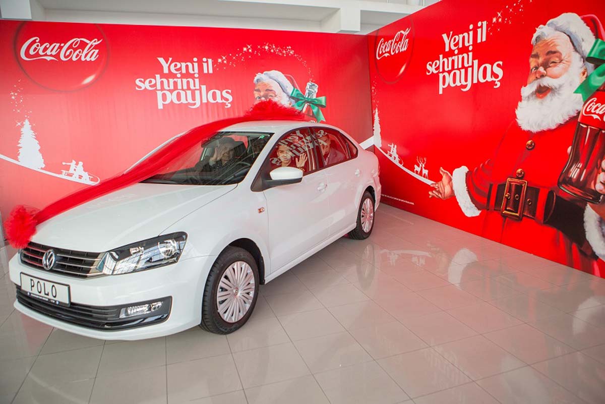 “Coca-Cola” Yeni il aksiyasının daha bir qalibi avtomobil qazandı (FOTO)
