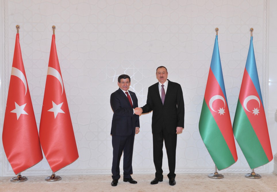 В Баку состоялась церемония официальной встречи премьера Турции (ФОТО) - Gallery Image