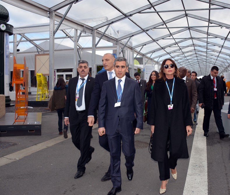 Mehriban Aliyeva, Leyla Aliyeva attend COP21 Climate Change Conference in Paris (PHOTO)