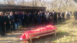 Похоронены двое погибших азербайджанских нефтяников (ФОТО)