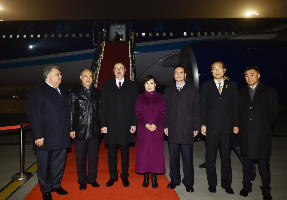 Президент Ильхам Алиев прибыл с госвизитом в Китай (ФОТО) - Gallery Image