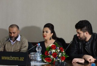 "Eşq dəlisi" азербайджанской исполнительницы (ФОТО, ВИДЕО)