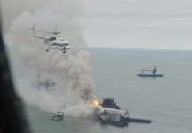 Обнародованы фотографии разбитой спасательной шлюпки с азербайджанской морской платформы (ФОТО-ВИДЕО)