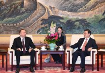 Azerbaijani president meets chairman of Standing Committee of Chinese National People’s Congress (PHOTO)