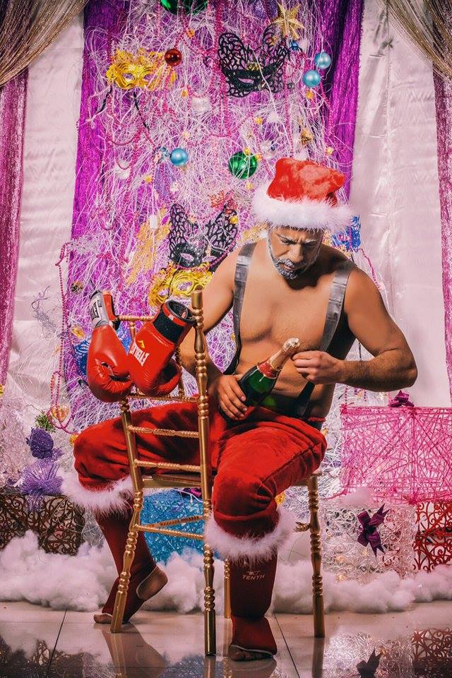 Самый оригинальный азербайджанский Санта-Клаус и Снегурочка (ФОТО)