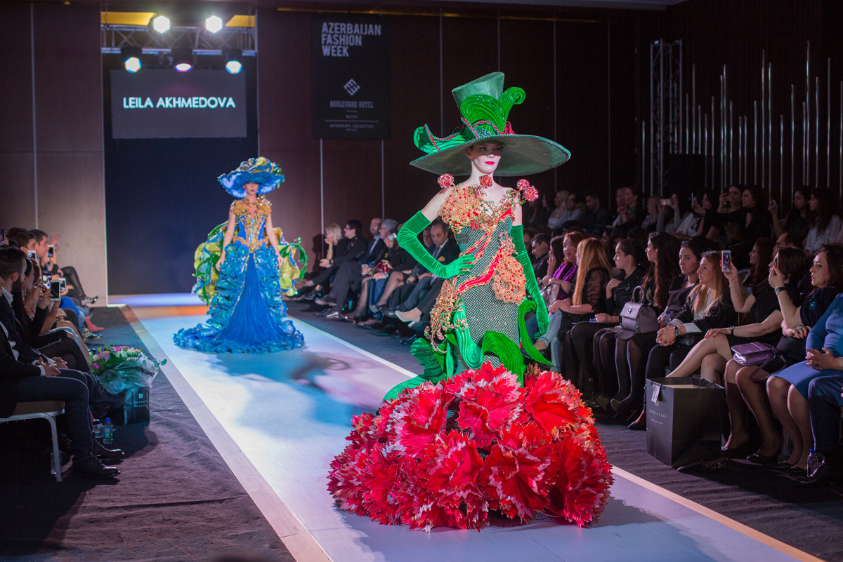 Ультра-дефиле Азербайджанской Недели моды – буйство красок и стиля (ФОТО)