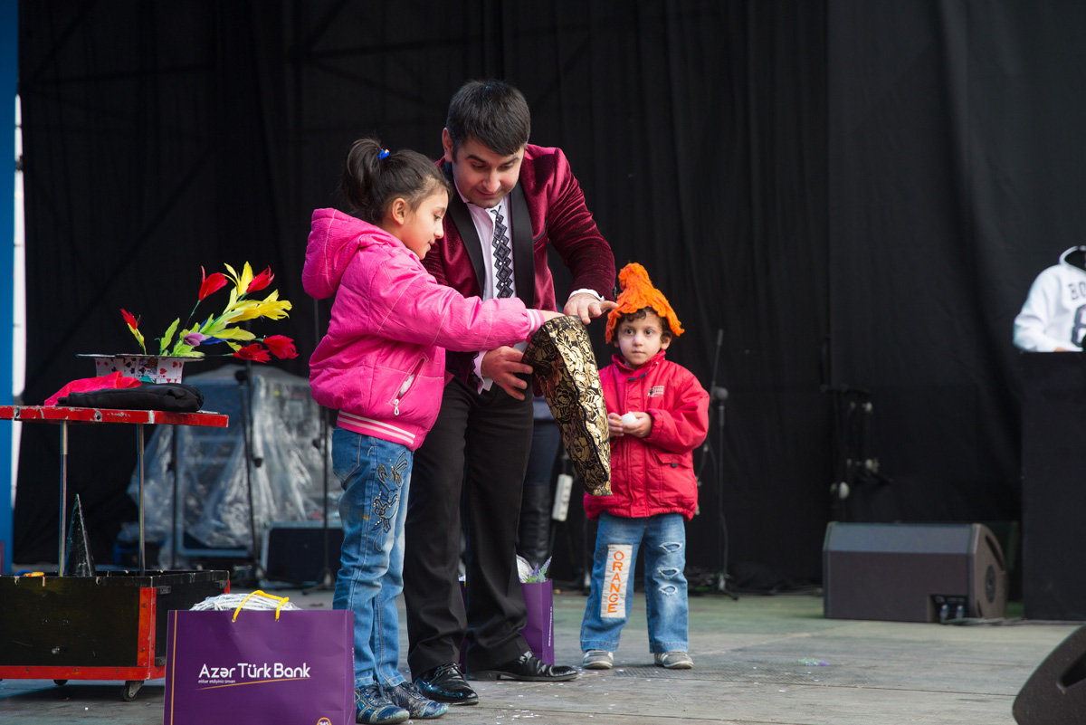 Nargis Fund провел красочный новогодний праздник для воспитанников детского дома “Ümid yeri” (ФОТО) - Gallery Image