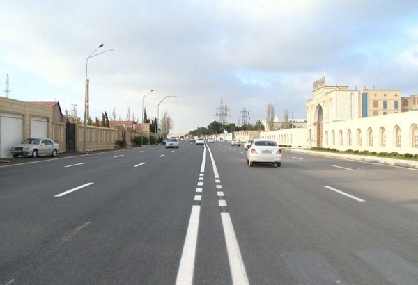 В Баку завершают ремонт крупной улицы
