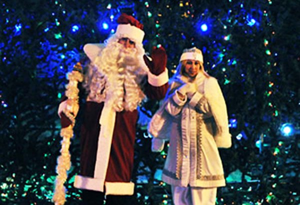 Госпошлина на заказ Деда Мороза и Снегурочки в Баку осталась неизменной