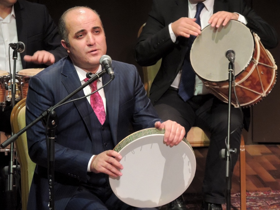 Гадир Рустамов: Музыкальные краски Карабаха (ФОТО)
