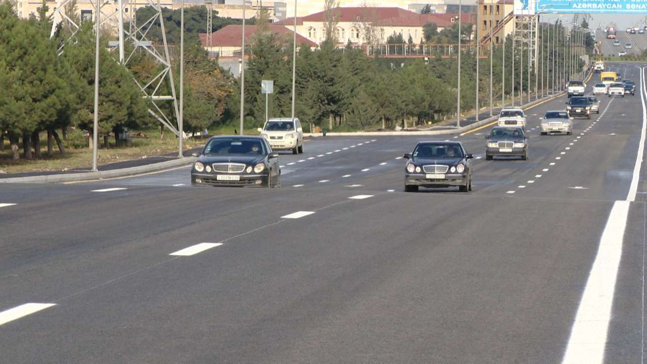 В Баку отремонтирована еще одна улица (ВИДЕО, ФОТО)