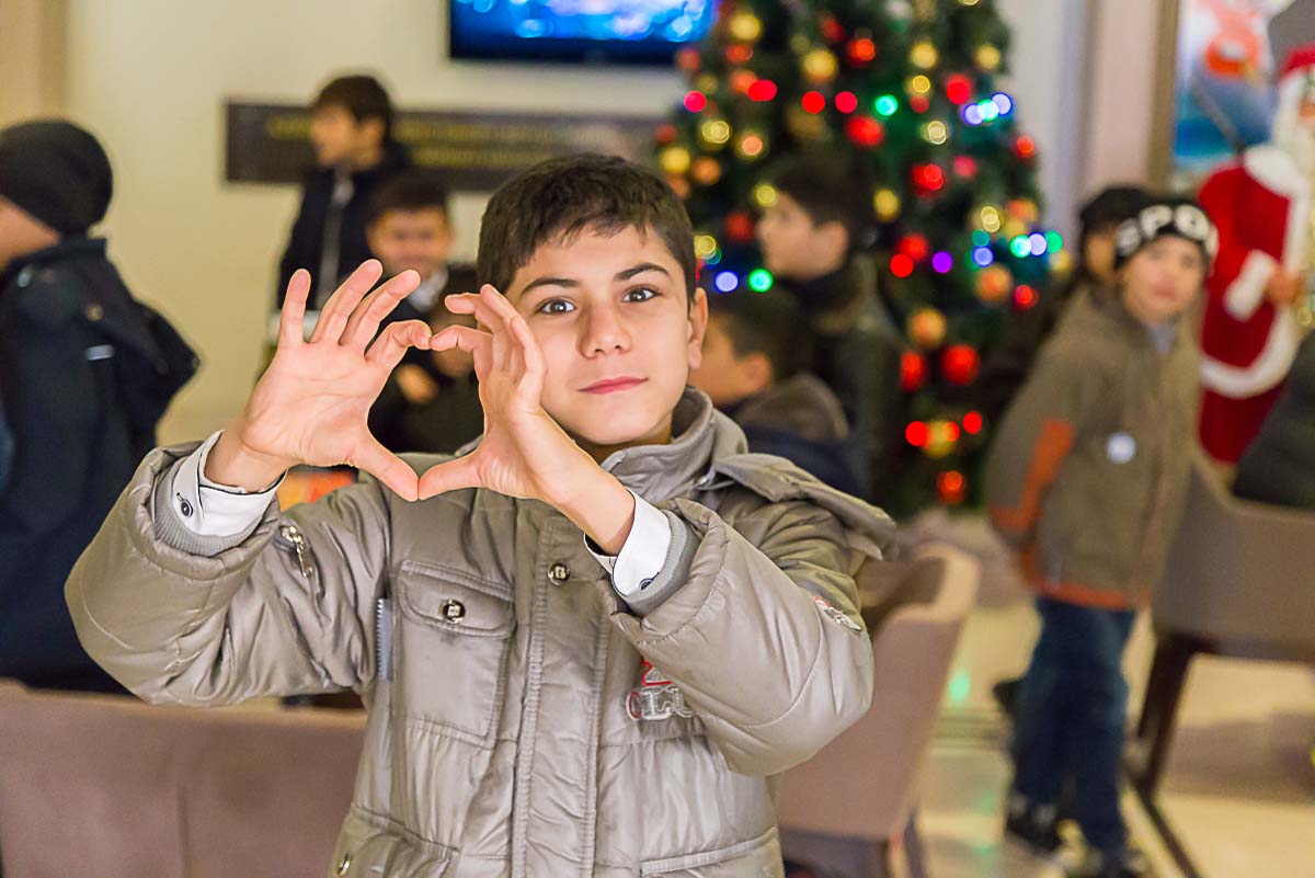 Впервые в Азербайджане представлен проект для детей с нарушением слуха (ФОТО)