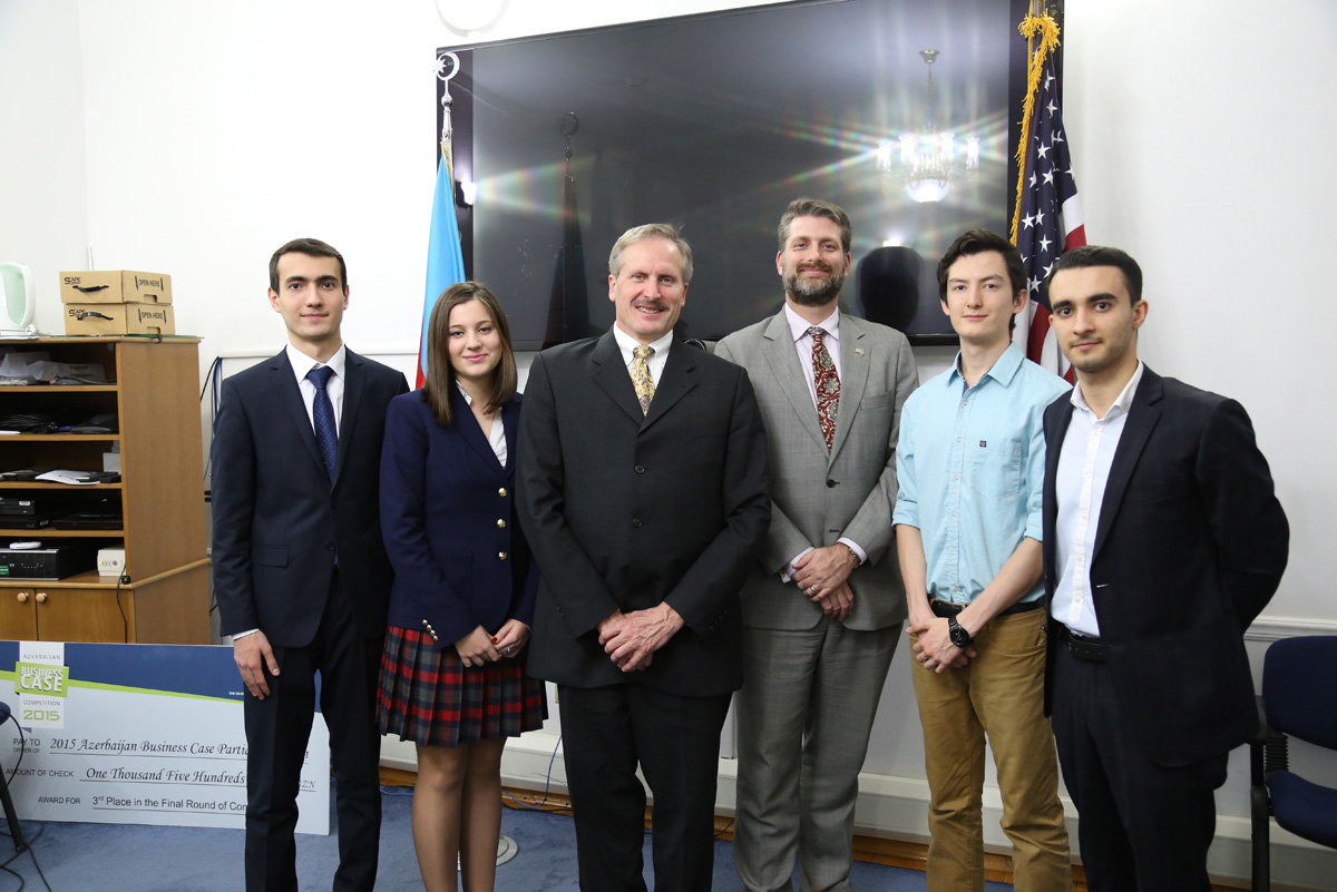 US envoy meets winners of the Azerbaijan Business Case Competition
