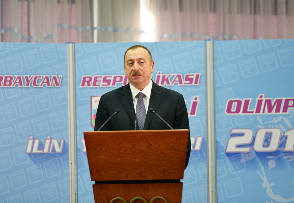 Azerbaycan Cumhurbaşkanı: “Manat kurunun değişmesi kaçınılmazdı”