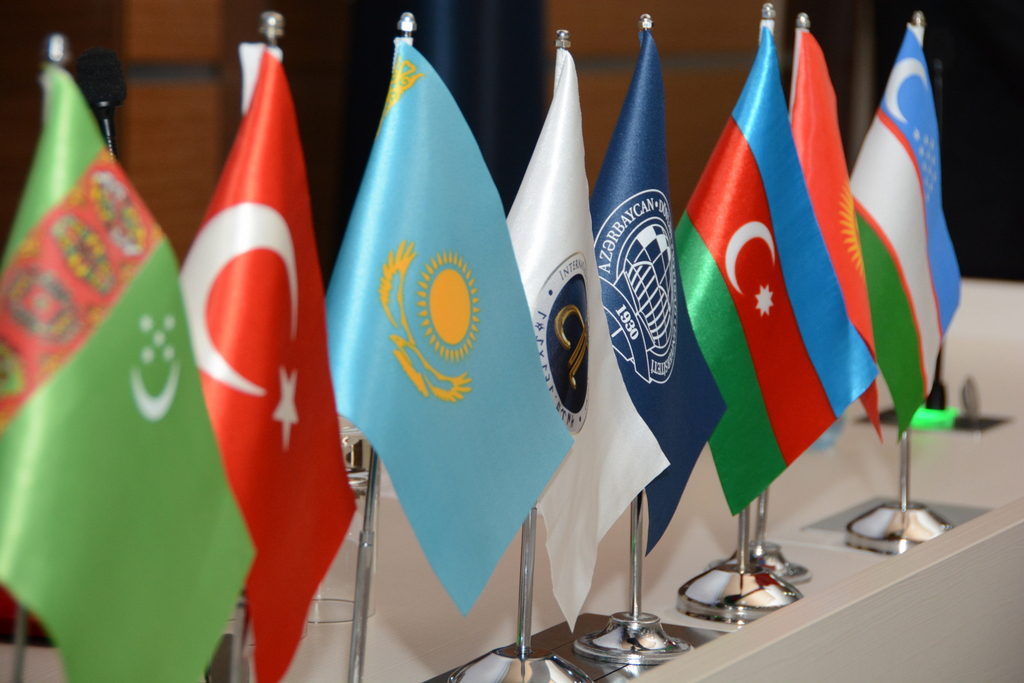 Azerbaycan'da Türk Dünyası İktisatçılar Birliği kuruldu