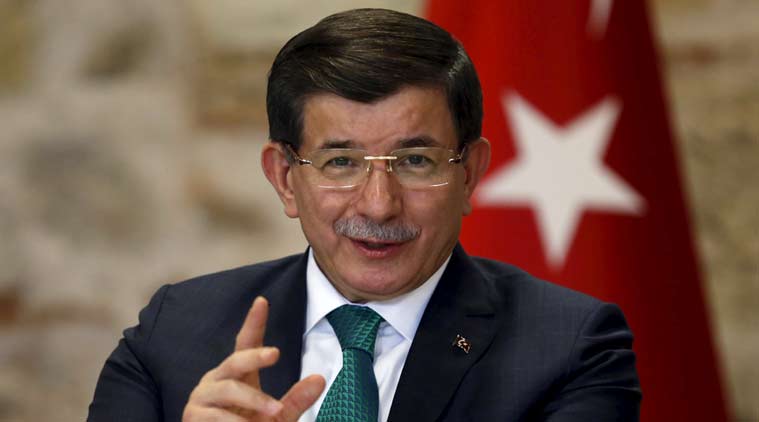 Başbakan Davutoğlu : Yüzümdeki tebessümü yanlış alnamasınlar