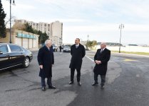 Президент Ильхам Алиев ознакомился с состоянием улиц в одном из районов Баку после реконструкции (ФОТО) - Gallery Thumbnail