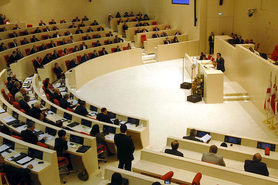 Парламенту Грузии представлена окончательная версия госбюджета на 2021 год