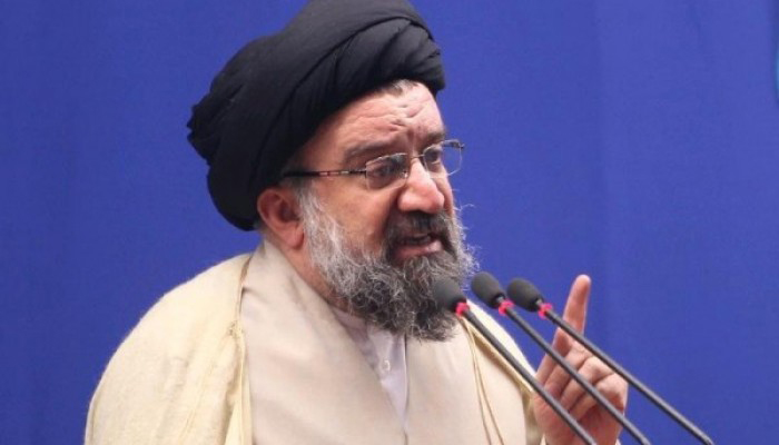 Cleric urges presidential candidates not to undermine Islamic Republic