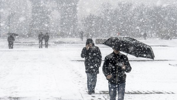 Восемь человек погибли в Японии в результате снегопадов