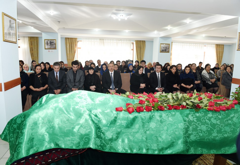 Ilham Aliyev attends farewell ceremony for People's Poet Zalimkhan Yagub - Gallery Image