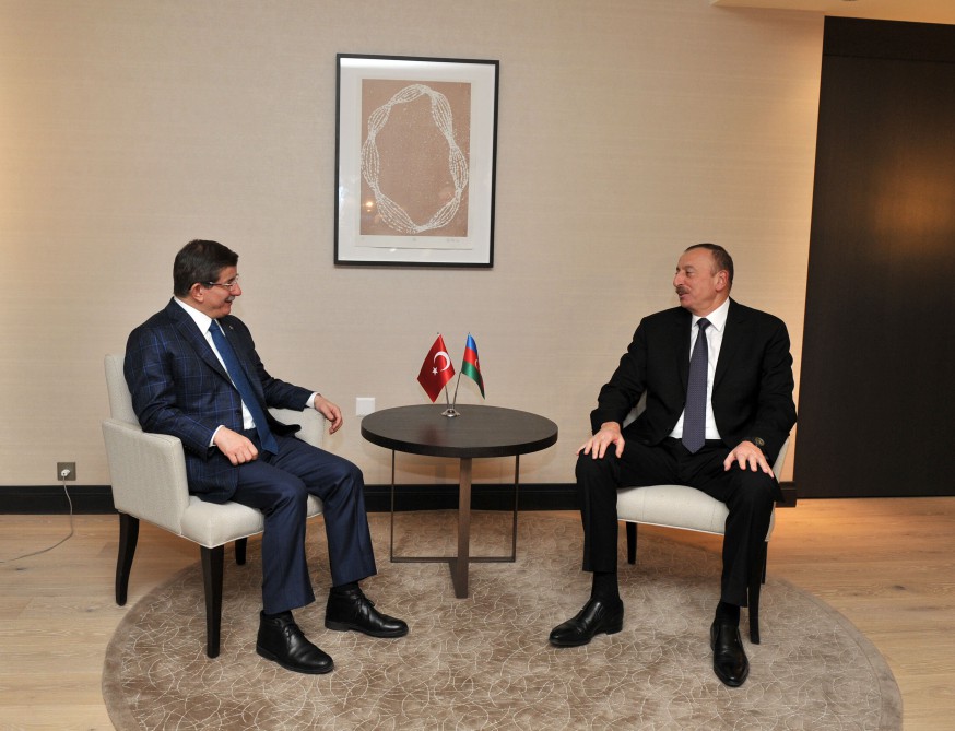 President Aliyev met with Turkish PM Davutoglu