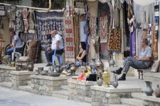 Азербайджанские ковры: 11 веков в России (ФОТО)