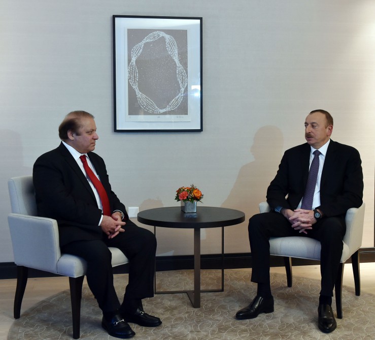 Azərbaycan Prezidenti İlham Əliyevin Pakistanın Baş naziri ilə görüşü olub (FOTO)