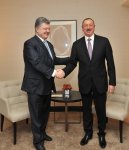 President Ilham Aliyev meets Ukrainian counterpart (PHOTO)