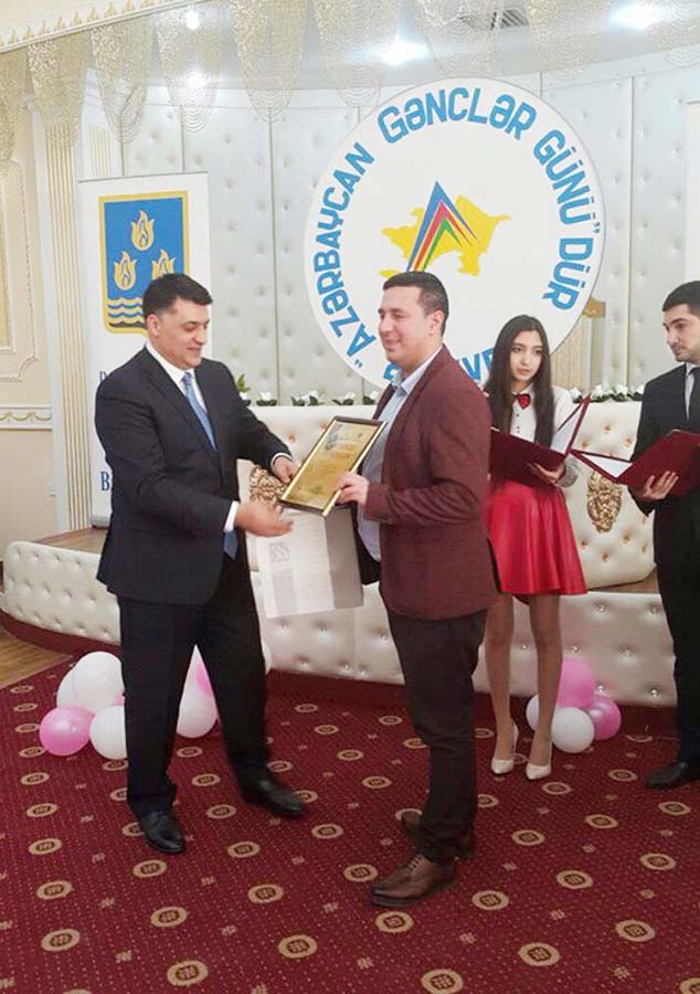 Главное управление молодежи и спорта наградило "Сборную Баку" (ФОТО)