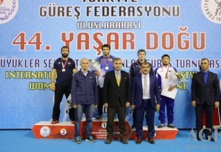 Yaşar Doğunun xatirə turnirində son gün 1 qızıl və 2 bürünc medal (FOTO)