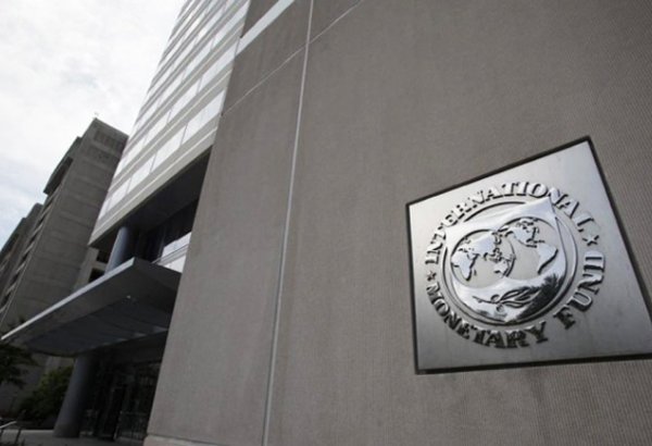 IMF predicts slowdown in global economic growth