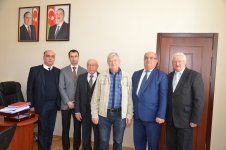 Бакинские школьники встретились с известными учеными (ФОТО)