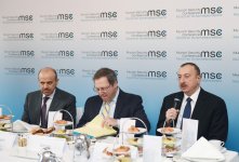 Azerbaycan Cumhurbaşkanı Münih Güvenlik Konferansı çerçevisinde enerji siyaseti “yuvarlak masa” toplantısına katıldı