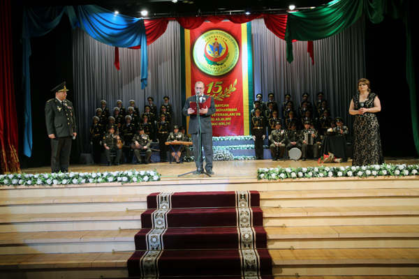 Müdafiə Nazirliyinin təşkilatçılığı ilə təntənəli yubiley mərasimi keçirilib (FOTO)