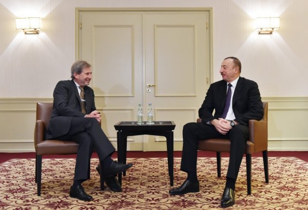 Prezident İlham Əliyev Aİ komissarı Yohannes Han ilə görüşüb (FOTO)