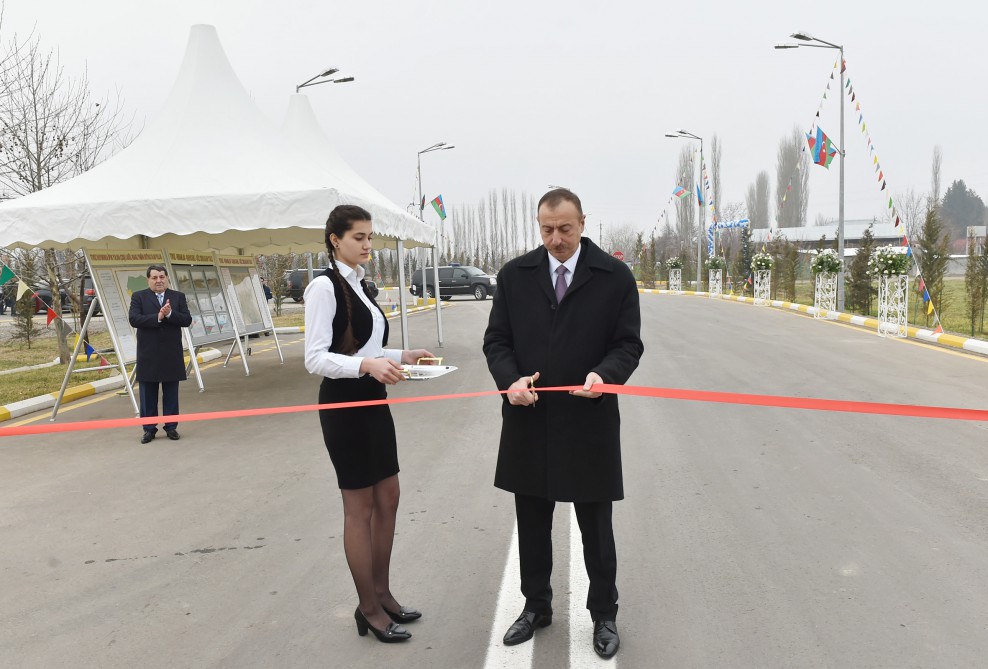 Президент Ильхам Алиев принял участие в открытии автодороги в Товузе (ФОТО)