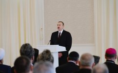 President Aliyev visits Imamzade religious complex in Ganja