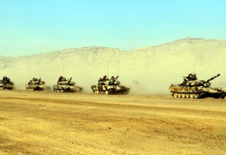 В ВС Азербайджана проводится интенсивная боевая подготовка