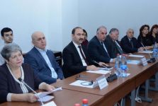 İş adamları UNEC-də toplaşdı: "Yeni iqtisadi çağırış və modern təhsil" (FOTO)