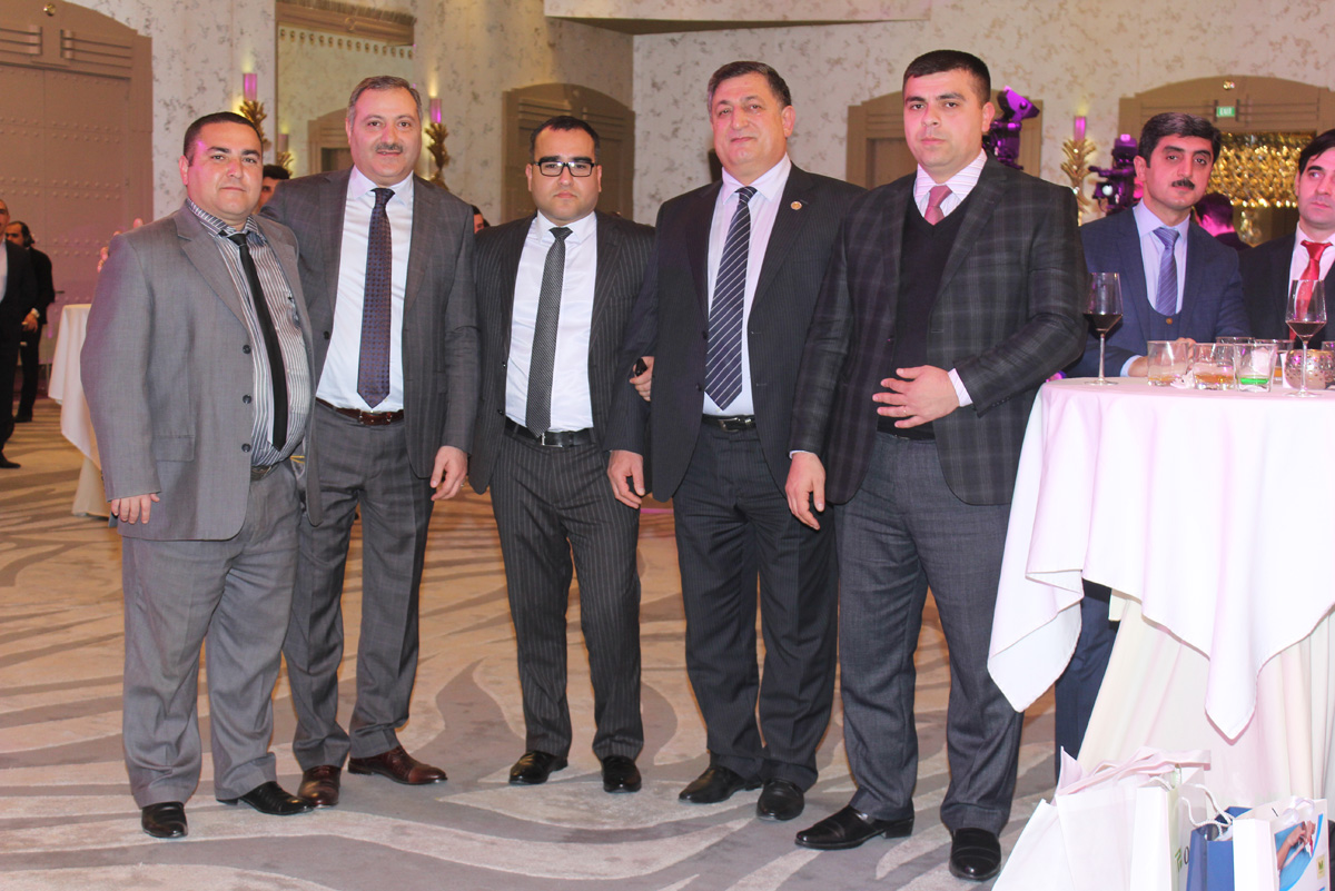 В Баку состоялась церемония награждения спортивной премией "ZƏFƏR 2015" (ФОТО)