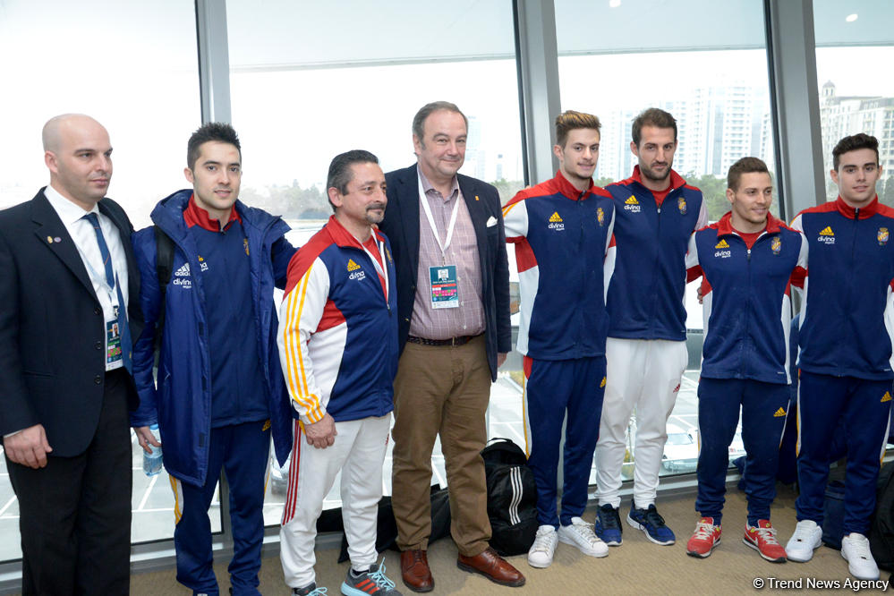 İspaniyalı gimnastlar Bakıda yarışlarda iştirak etməkdən şaddırlar (FOTO)