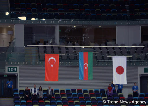 Bakıda idman gimnastikası üzrə Dünya Kuboku finalının ikinci hissəsinin qaliblərinin mükafatlandırma mərasimi olub (FOTO)