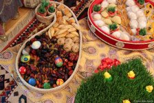 Супруги послов в азербайджанских платьях встречают Новруз (ФОТО)