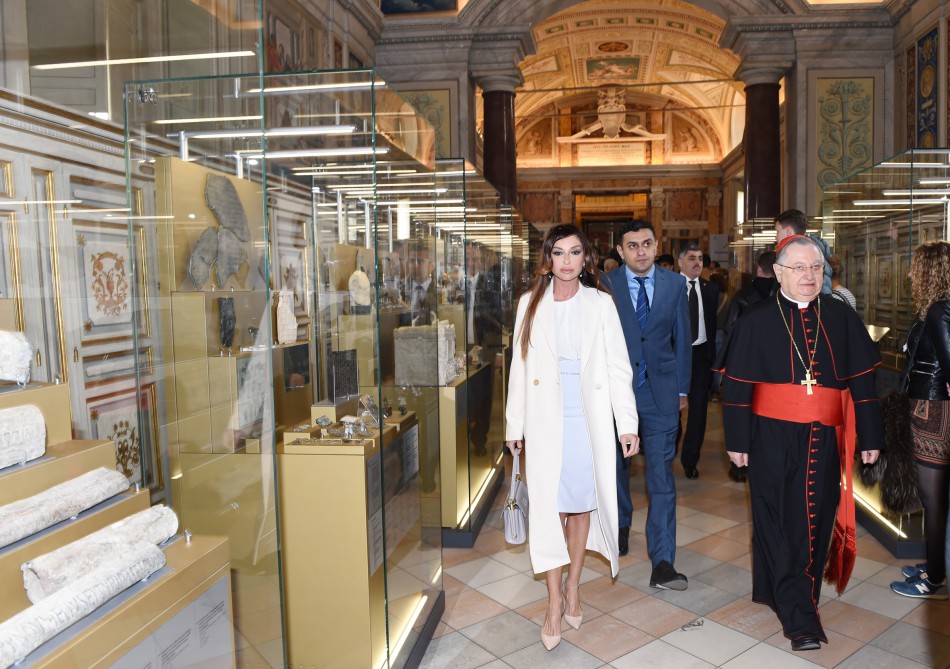 Azerbaijan`s first lady visits Pius-Clementine Museum in Vatican, signs agreement for restoration of St. Sebastian Sarcophagi